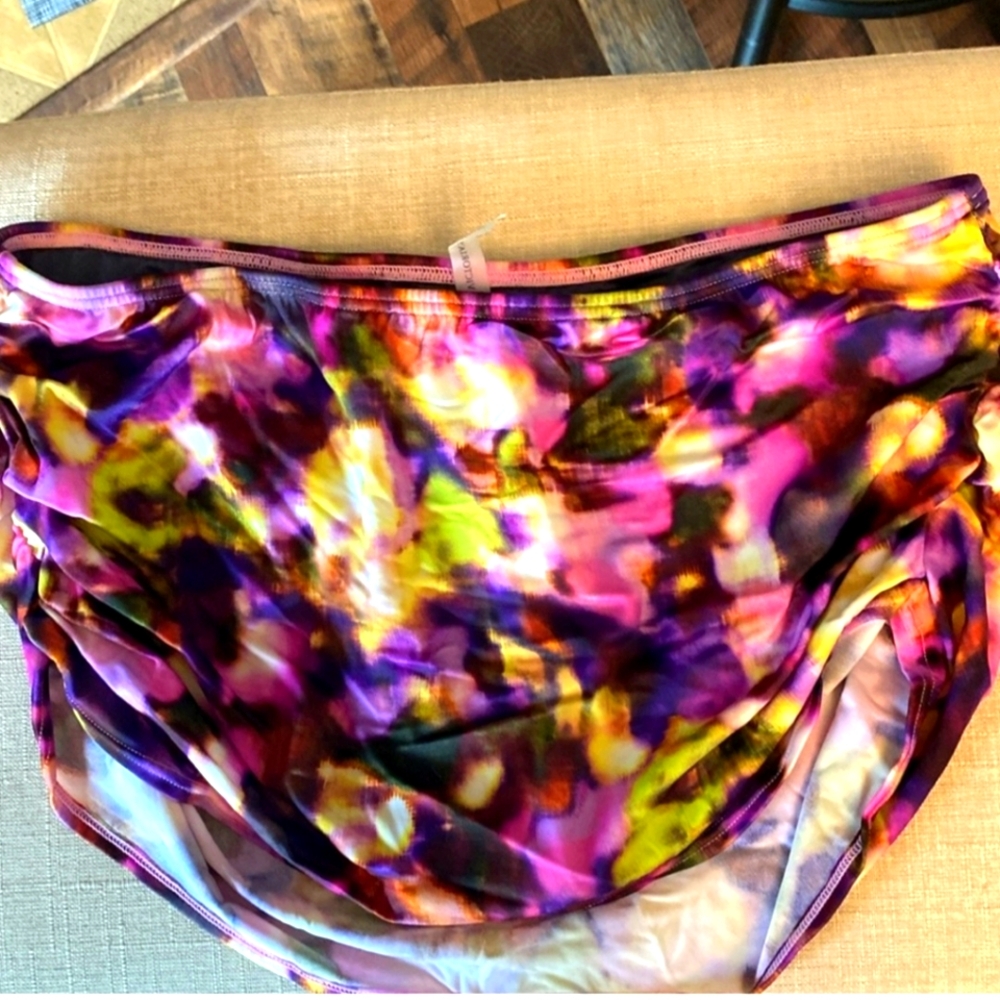 Victoria Secret Swim Skirt - large